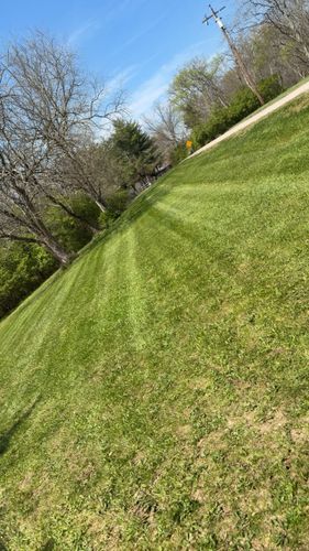 All Photos for Gullion’s Lawn and Landscaping in DeMossville, KY