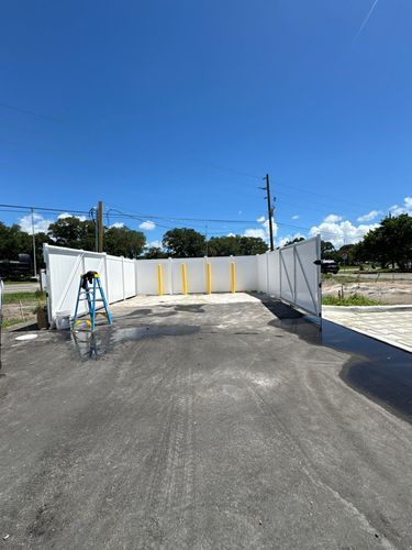 Vinyl Fence Installation for ASAP Fence & Gates - Central, FL in Leesburg, FL