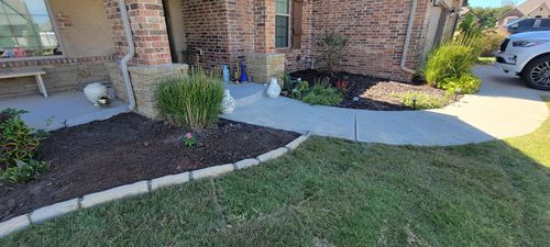 Yearly Maintenance Special for DeLoera Total Lawncare in Oklahoma City, Oklahoma