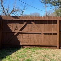 Fence Staining for Ansley Staining and Exterior Works in New Braunfels, TX