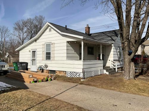  for Triple 7 Roofing   in Arpin, WI