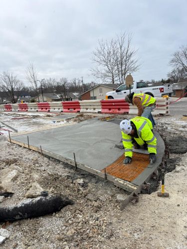 Porches, Patios, & Firepits for Whitfield Concrete Construction in Solsberry, IN