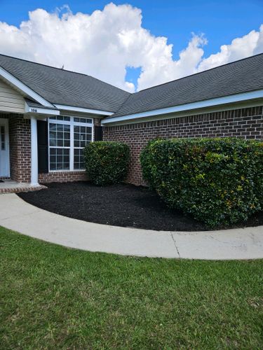 Lawn Maintenance for T&S Land Management Services in Effingham County, GA