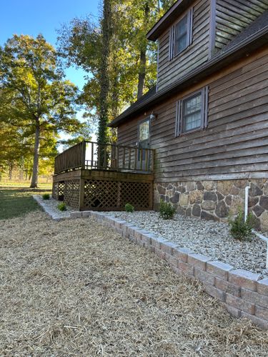 Mulch Installation for Optimum Tree Service And Landscaping in Bowling Green, KY