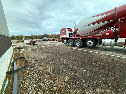 Driveways & Sidewalks for Whitfield Concrete Construction in Solsberry, IN