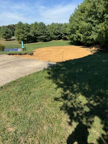 Excavation & Grading for DIRT PLUS LLC in Bowling Green, KY