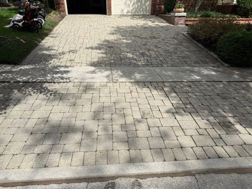 Driveway & Sidewalk Cleaning for Central KY Pressure Washing in Winchester, KY