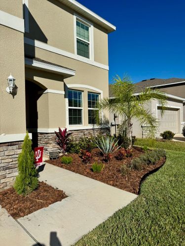 Landscaping for Shoreside Property Services in Apollo Beach, FL