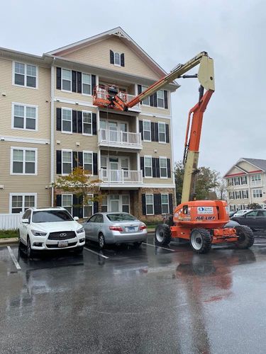 Commercial Cleaning for Calvert Clean Up, Pressure Washing & Hauling LLC in Pasadena, MD