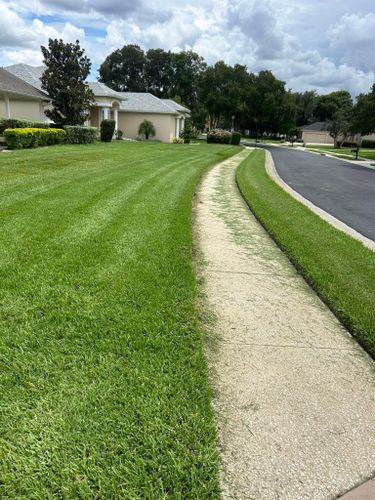 All Photos for Estrada All Pro Lawn Service in Auburndale, Florida