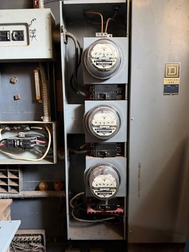 Electrician for Dimar Technology  in Norwalk, CT