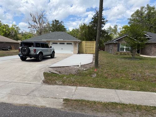 Driveway Construction for Sloan's Concrete in Hilliard, FL