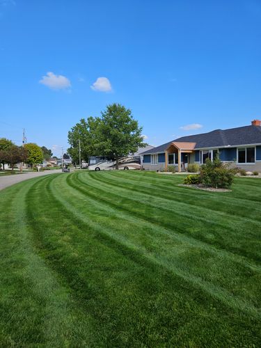 Mowing for Benny's Lawn Care in Elkhart, IN