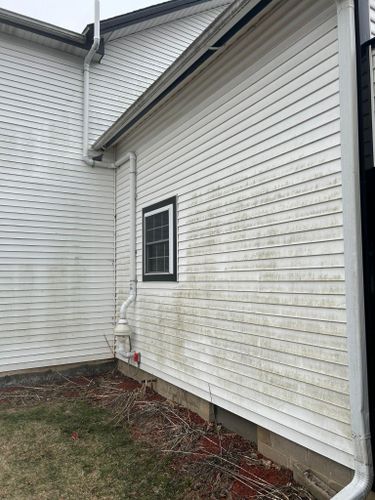 Home Softwash for J&J Power Washing and Gutter Cleaning in Sycamore, IL