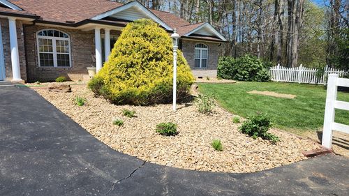 Garden and Planting Plans for Simply Natural Landscape in Abingdon, VA