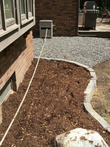 Mulch Installation for Paradise Lawnscapes in West Bend, WI