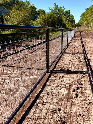  for 5-7 Fencing & Construction in Madisonville, TX