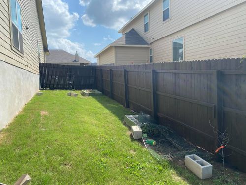 Fence Staining for Ansley Staining and Exterior Works in New Braunfels, TX