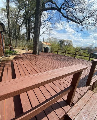 Deck and Fence Painting for Prime Home Improvement in Cincinnati, OH