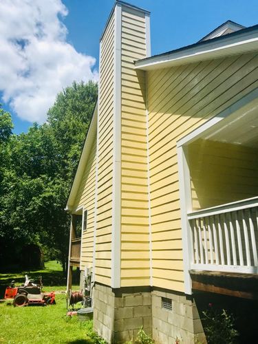 House softwash for Rowe's Pro Wash & Exterior Cleaning in Cumberland County, TN