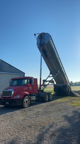 Trucking for Travis Excavating LLC in Olney,, IL