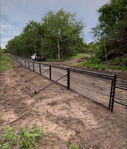  for 5-7 Fencing & Construction in Madisonville, TX