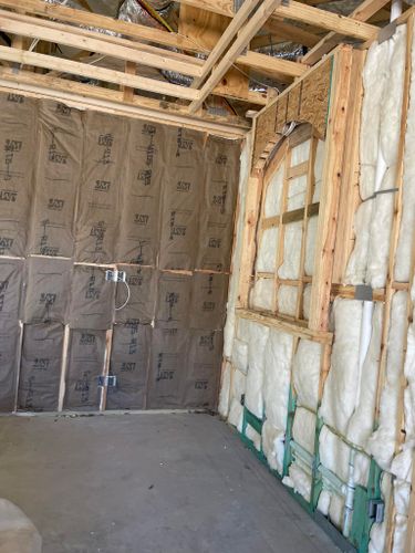 Crawl Space Maintenance for J&R Spray Foam Insulation in Tampa, FL