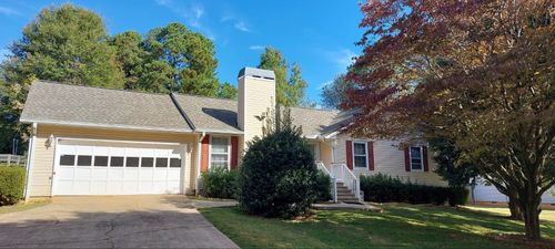 Roofing Installation for Travis Rylee Roofing in Gainesville, GA
