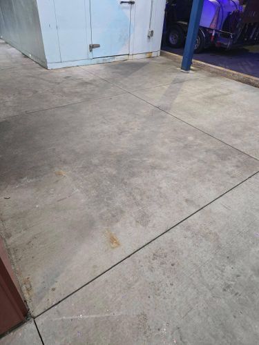 Hardscape Cleaning for TNT Power Washing LLC in Checotah, OK