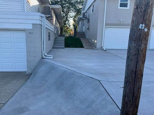  for Divine Designs General Contracting LLC  in Minneapolis, MN