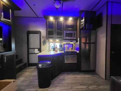 All Photos for Paradise RV Rentals in Perry, GA