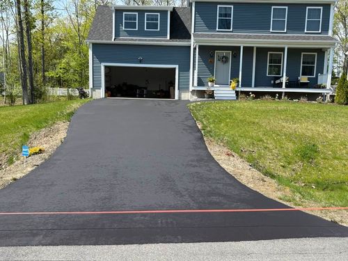 Seal Coating for 2 Brothers Paving & Sealcoating in Alfred, ME
