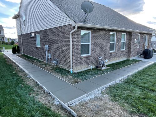 Sidewalk Installation for Tanenbaum Services & Concrete in Florence, KY