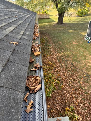 Gutter Guards for Roof Athlete in Bowling Green, KY