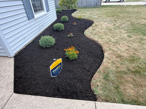 Mulch Installation for F&R Landscapes in Lagrange, OH
