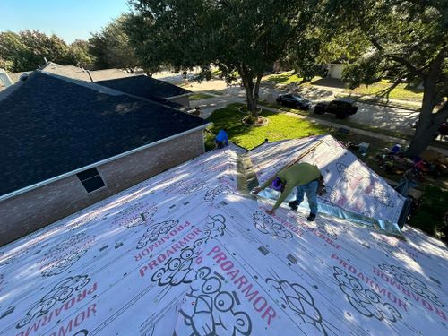 Roofing Installation for Royalty Contracting Roofing in Saginaw, TX