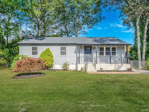  for New Vision Contracting in Suffolk County, NY