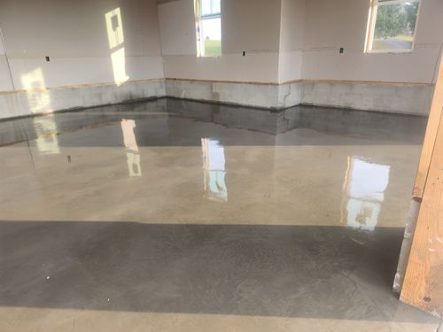 Slabs slick as glass for Hellards Excavation and Concrete Services LLC in Mount Vernon, KY