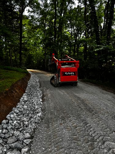  for Leal’s Lawn Service in Dayton, TN