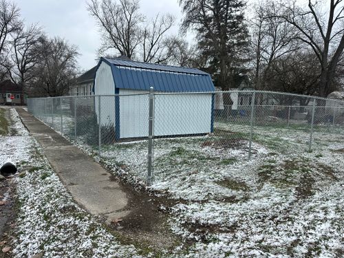 Chain Link Fence for Martinez and Sons Fence in Centralia, IL