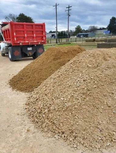 Fill Dirt for Patriot Sand & Gravel in Mount Vernon, Texas