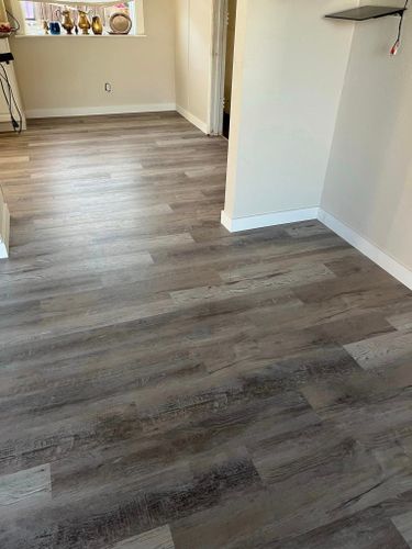 Flooring for Elk Creek Construction  in Stanfield, OR