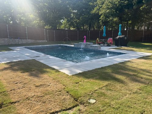 Concrete Decks for Black Diamond Custom Pools LLC in Azle, TX