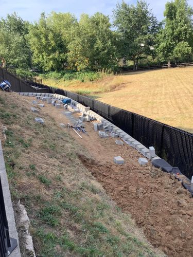 Retaining Wall Construction for Juan Esteban Landscape service LLC  in Bonney Lake, WA