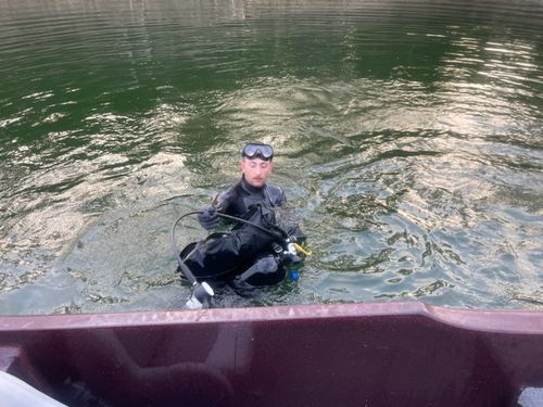  for 865 Divers  in Blaine, TN