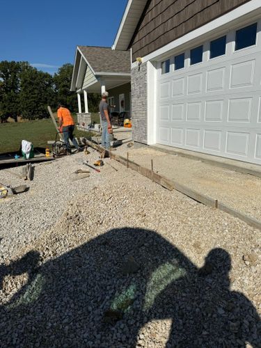 Driveways & Sidewalks for Whitfield Concrete Construction in Solsberry, IN