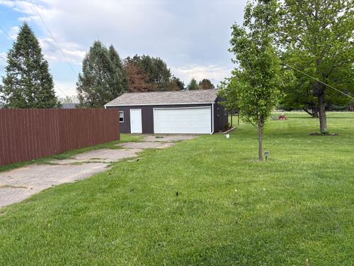  for Lemos Professional Painting in Waterford Township, MI