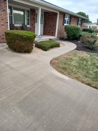Concrete Walkways for MAG Concrete in La Rue, OH