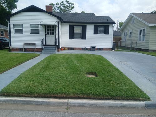  for Tugger and Son's Lawn Care Services in Jacksonville, FL