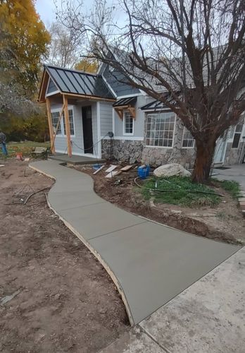 Sidewalk Installation for CTE Concrete in Kaysville, UT